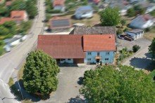 3 Ehemalige Hofstelle mit gro�em Wohnhaus u. Nebengeb�uden! Optional mit Garagen und Weideland !