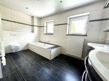 15 Ab ins Familiengl�ck ! Komplett sanierte DHH in Haunsheim !!!