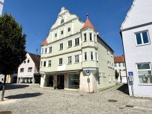 1 Wohn- u. Gesch�ftshaus direkt am Marktplatz von H�chst�dt! Absolute Best-Lage!