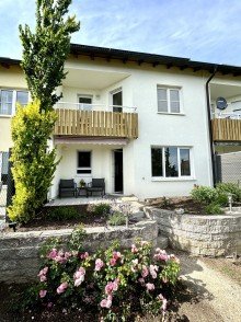 3 Traumhaftes Reihenhaus in Spitzenlage von Bachhagel !!!