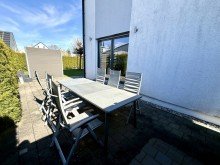 9 Ideal f�r Kapitalanleger! Traumhafte DHH mit Garten und Doppelgarage in Holzheim-Weisingen!