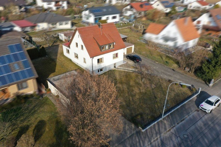 1 Haunsheim Haus Tolles Ein-/Zweifamilienhaus mit gro�em Grundst�ck in Haunsheim