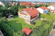1 Traumhaftes Einfamilienhaus in exclusiver S�dhanglage in Bachhagel