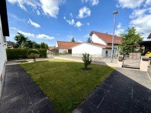 11 Attraktives Einfamilienhaus mit tollem Grundst�ck in Landshausen!
