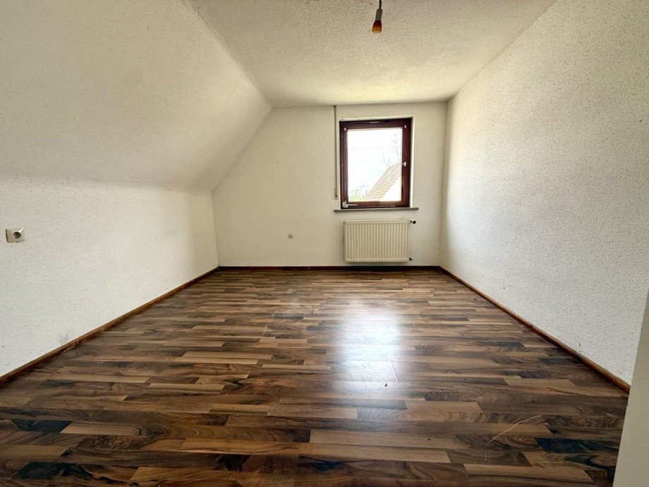 25 Haus H�chst�dt