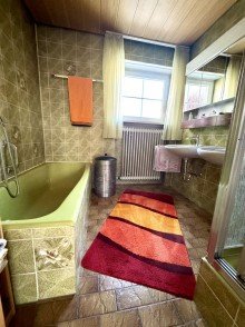 22 Ab ins Familienhgl�ck ! Traumhaftes Ein-/Zweifamilienhaus in Bachhagel !