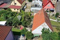 Bild (85738e66c1bf8dc4d088023f72b4c25b): Kleines Einfamilienhaus mitten in H�chst�dt !