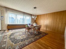 20 Ein- /Zweifamilienhaus in Traumlage von Lauingen! Gro�es Grundst�ck, 2 Garagen u. vieles mehr!