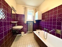 24 Ab ins Familiengl�ck! Zweifamilienhaus mit gro�em Grundst�ck in Bissingen!