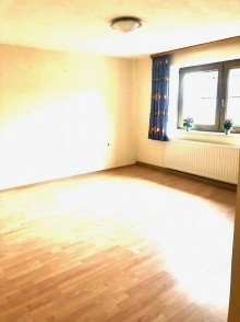 9 Landwirtschaftliche Hofstelle mit Halle in sch�ner Lage !!!verkauft