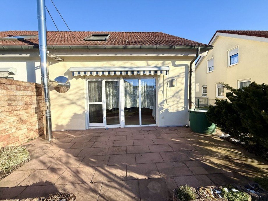 4 Doppelhaush�lfte B�chingen