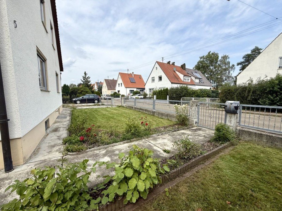 10 Haus H�chst�dt