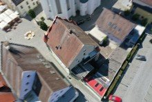 8 Wohn- u. Gesch�ftshaus direkt am Marktplatz von H�chst�dt! Absolute Best-Lage!