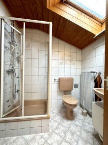 24 Traumhaftes Familiendomizil mit m�chtig Potenzial in Top Lage Dillingen-Donaualtheim !!!