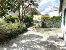7 Kleines Einfamilienhaus mitten in H�chst�dt !