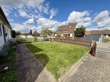 10 Attraktive Doppelhaush�lfte m. Nebengeb�uden auf rund 1100m2 Grundst�ck in Lauingen!
