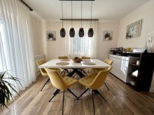 14 Ab ins Familiengl�ck ! Einfamilienhaus mit Wohlf�hlgarantie in Alerheim