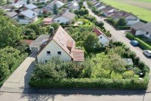 1 Ab ins Familiengl�ck ! Ein-/Zweifamilienhaus mit 3 Garagen in exclusiver Lage !