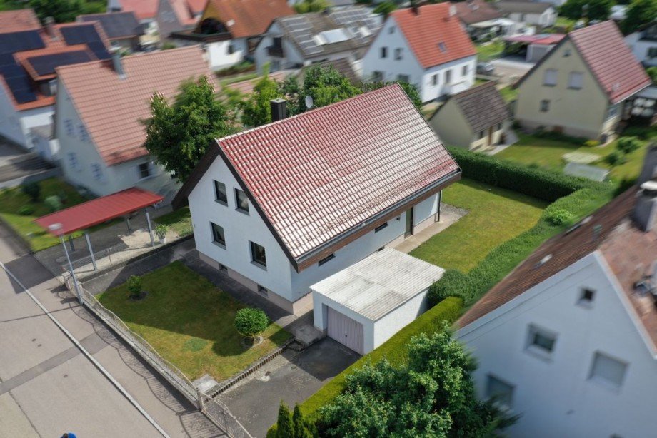 2 Einfamilienhaus Landshausen