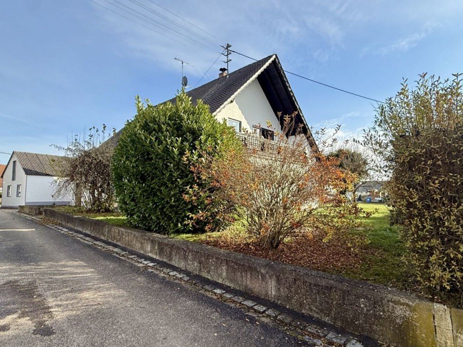 5 Einfamilienhaus Lutzingen