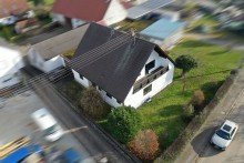 2 ! Bungalowartiges Ein- oder Zweifamilienhaus mit Ausbaureserve in Lutzingen!