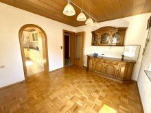 18 Traumhaftes Ein- bzw. Zweifamilienhaus in Syrgenstein! Ein Familiendomizil mit 3 Garagen