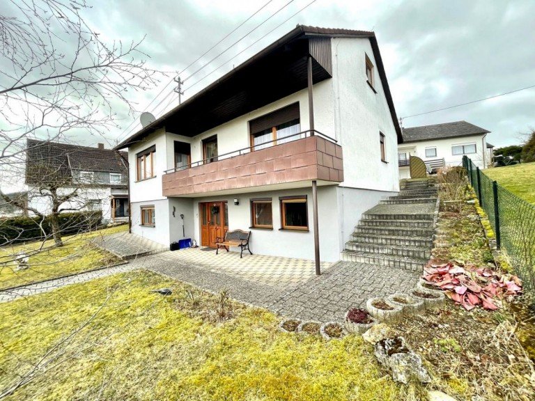 1 Bopfingen Haus Ideal gelegenes Einfamilienhaus mit traumhaftem Ausblick !