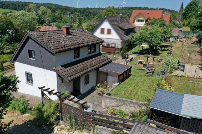 1 Z�schingen Haus Einfamilienhaus mit traumhaftem Ausblick !