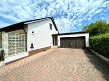 10 Einfamilienhaus im Bungalowstil in traumhafter Lage