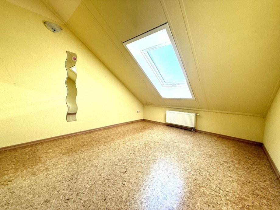 23 Doppelhaush�lfte B�chingen
