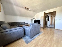 24 Ab ins Familienhgl�ck ! Traumhaftes Ein-/Zweifamilienhaus in Bachhagel !