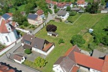 2 Wohnen, Tierhaltung u. Arbeiten an einem Ort ? Zweifamilienhaus mit XXL Grundt�ck in Haunsheim !