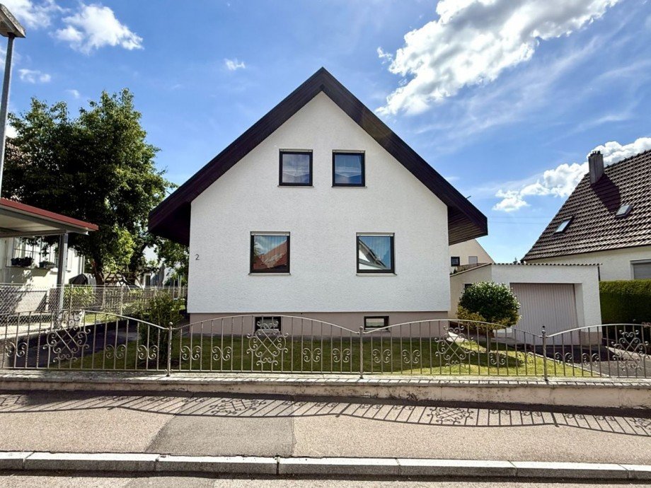 5 Einfamilienhaus Landshausen