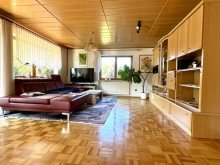 10 Traumhaftes Familiendomizil in sch�ner Ortsrandlage, flexibel, modern und effizient !!!