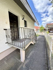 12 Attraktives Einfamilienhaus mit tollem Grundst�ck in Landshausen!