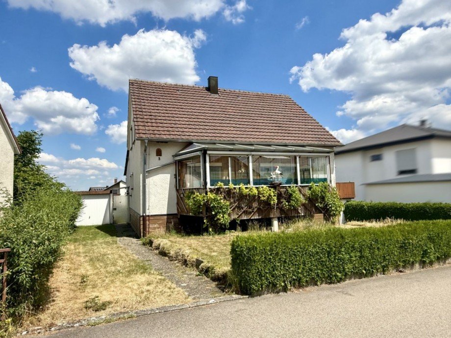 6 Einfamilienhaus Dunstelkingen
