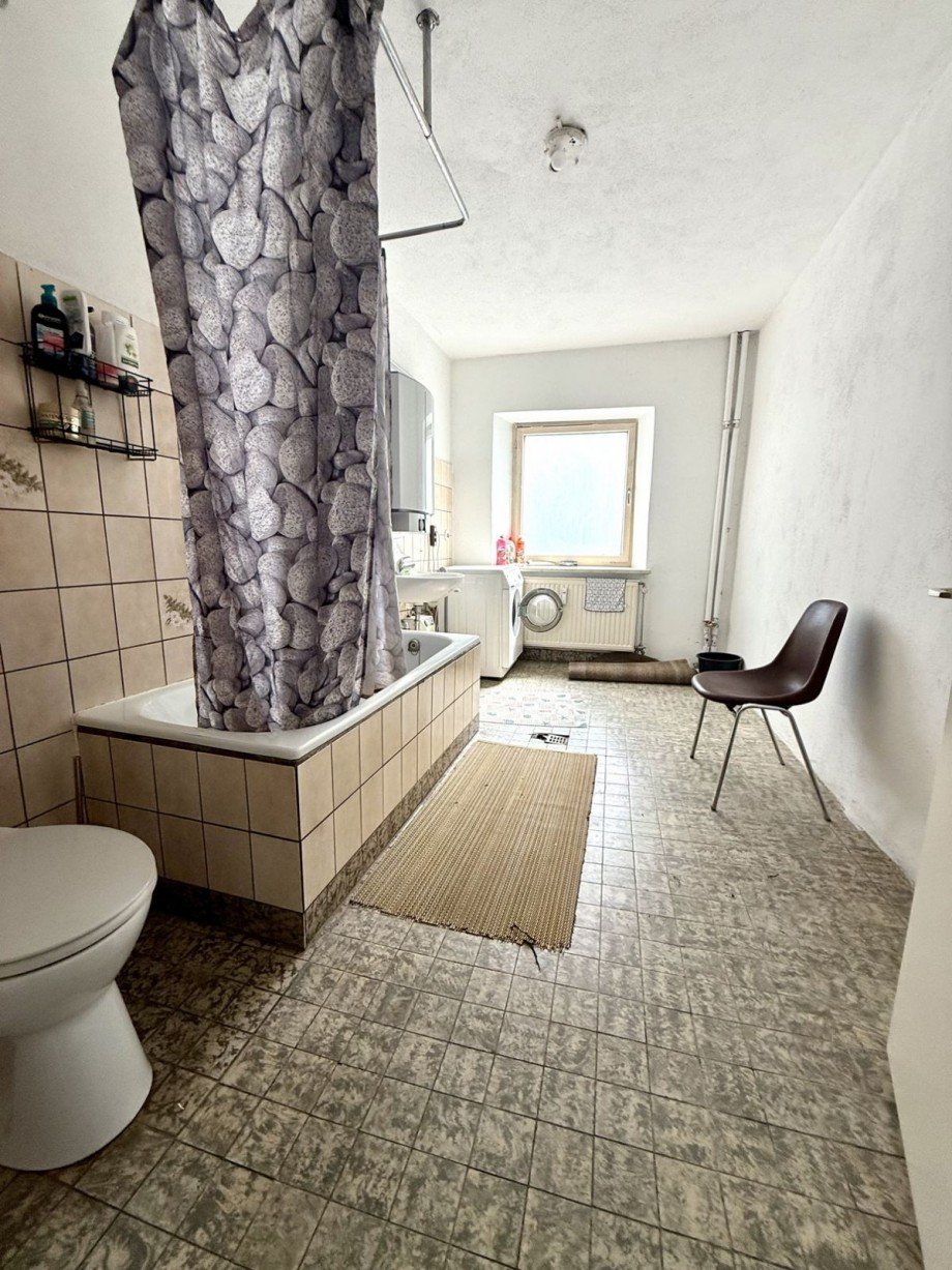19 Mehrfamilienhaus H�chst�dt