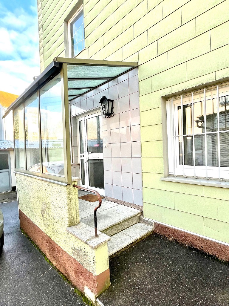 11 Haus H�chst�dt