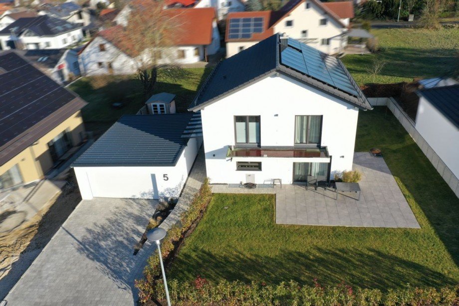 2 Einfamilienhaus Bachhagel