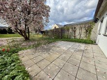 9 Attraktive Doppelhaush�lfte m. Nebengeb�uden auf rund 1100m2 Grundst�ck in Lauingen!