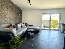 14 Ideal f�r Kapitalanleger! Traumhafte DHH mit Garten und Doppelgarage in Holzheim-Weisingen!