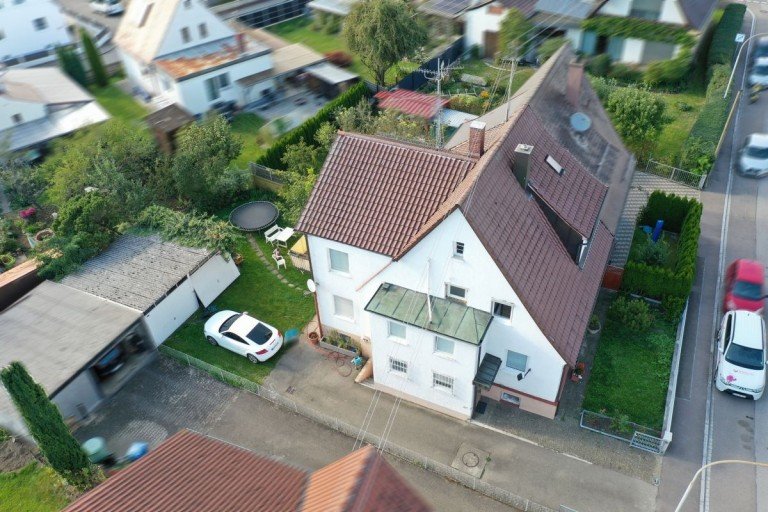 1 Lauingen Haus Attraktive Doppelhaush�lfte in toller Lage von Lauingen mit m�chtig Potenzial !