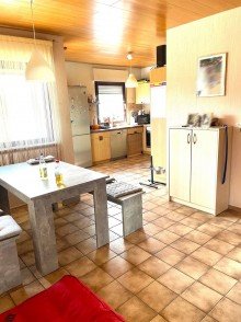 42 Mehrgenerationenhaus oder Kapitalanlage in toller Lage !