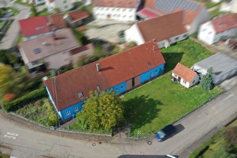 1 Bachhagel Haus Ihr neuer Bauernhof in Bachhagel! Einfamilienhaus mit Nebengeb�uden u. gro�em Grundst�ck!