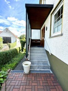 10 3,2,1 Meins! Tolles Zweifamilienhaus in sonniger Lage von Syrgenstein !