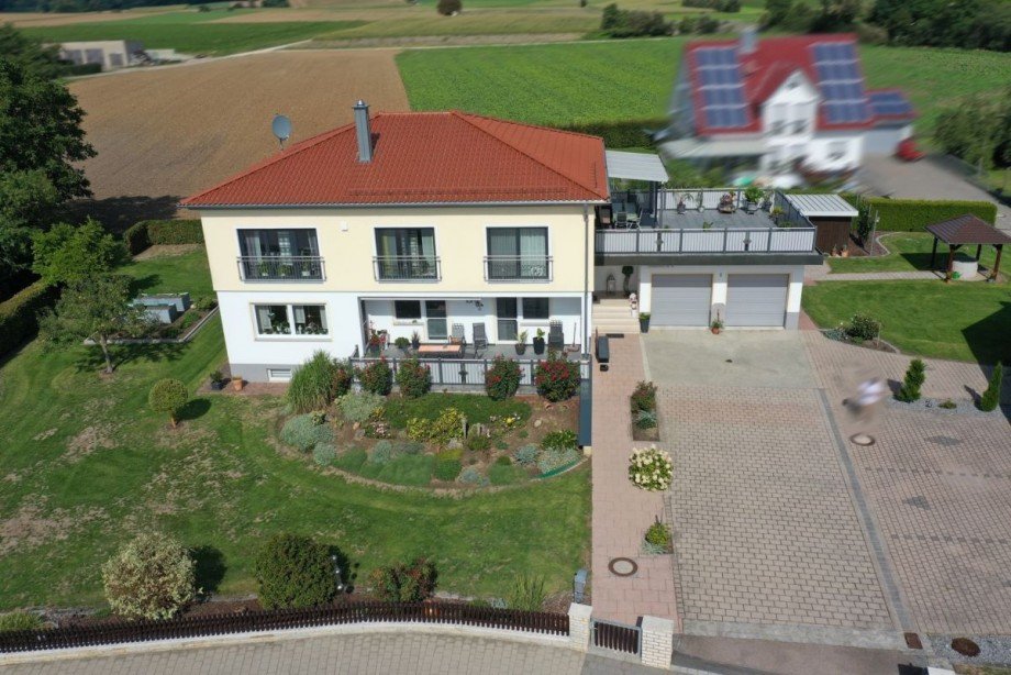 16 Zweifamilienhaus M�dingen