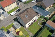 2 Wohnf�che bis unters Dach! Zweifamilienhaus in toller Lage von Giengen a. d. Brenz!