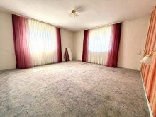 21 Ehemalige Hofstelle mit gro�em Wohnhaus u. Nebengeb�uden! Optional mit Garagen und Weideland !