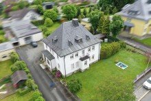 Ansicht S�d-West Historische Villa mit gro�em Grundst�ck in Top Lage von Schwarzenbach / Saale im Gebotsverfahren !