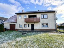 4 Rohdiamant sucht Familie! Attraktives Haus mit gro�em Grundst�ck in toller Lage von Eglingen !